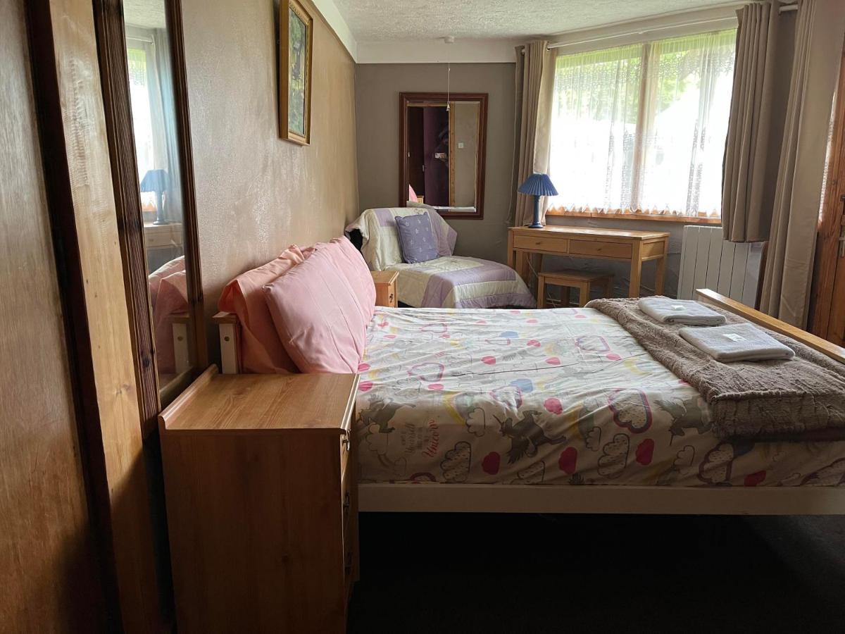 Hafan Y Coed - Haven Of Trees Bed & Breakfast Abercraf Екстериор снимка
